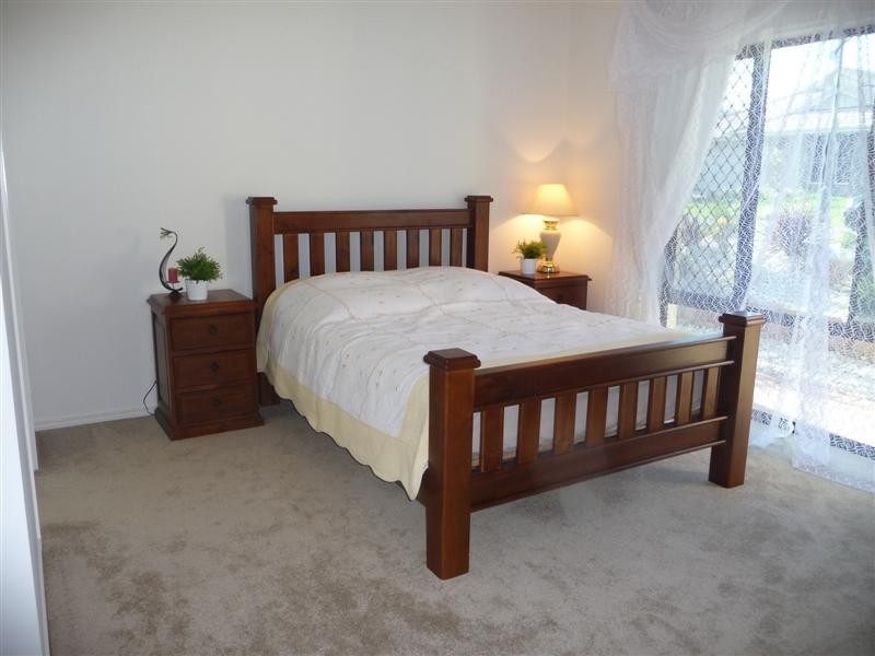 24 Sylvateere Crescent, Wakerley QLD 4154