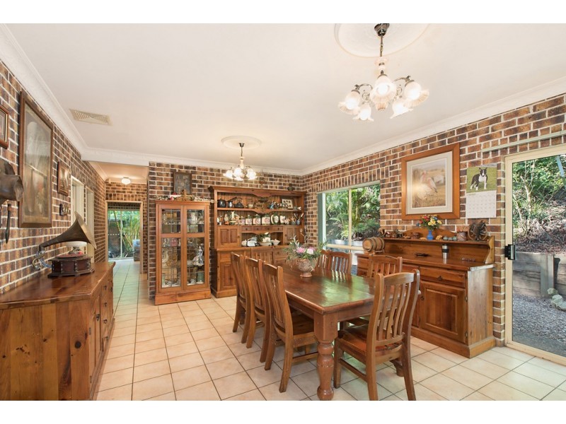 320 Avalon Road, Sheldon QLD 4157