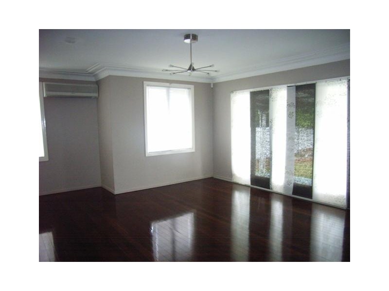 708 Old Cleveland Rd, Camp Hill QLD 4152