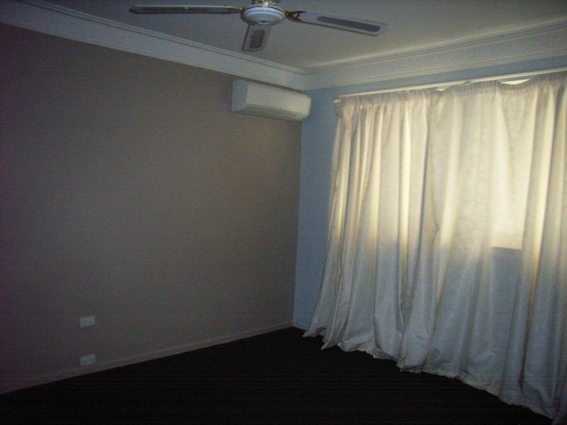 708 Old Cleveland Rd, Camp Hill QLD 4152