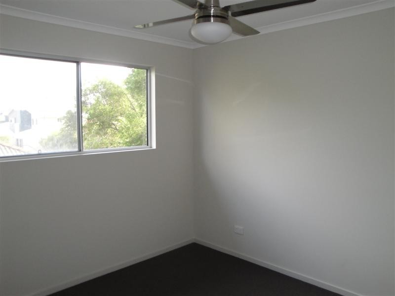 Carina Heights QLD 4152