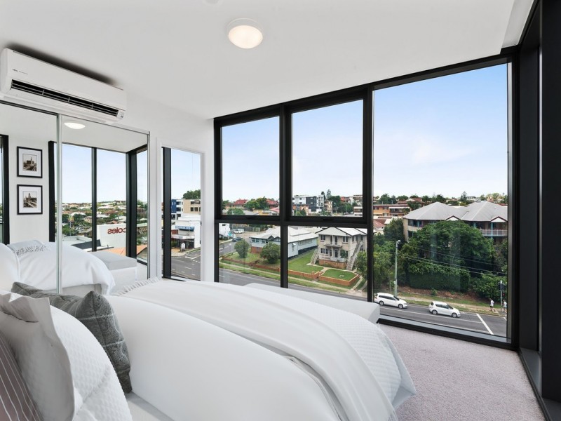 30508 / 300 Old Cleveland Road, Coorparoo QLD 4151