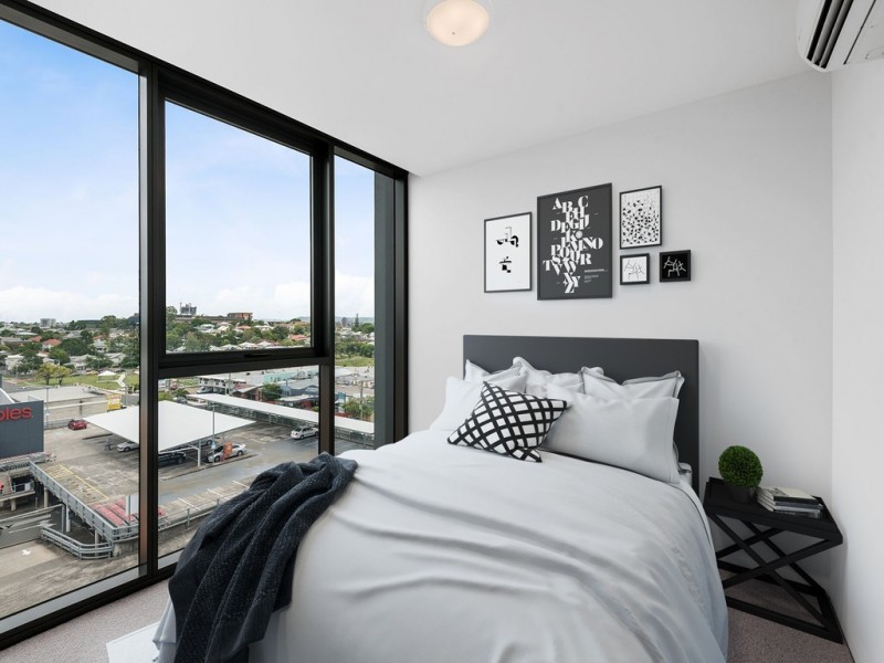 30508 / 300 Old Cleveland Road, Coorparoo QLD 4151