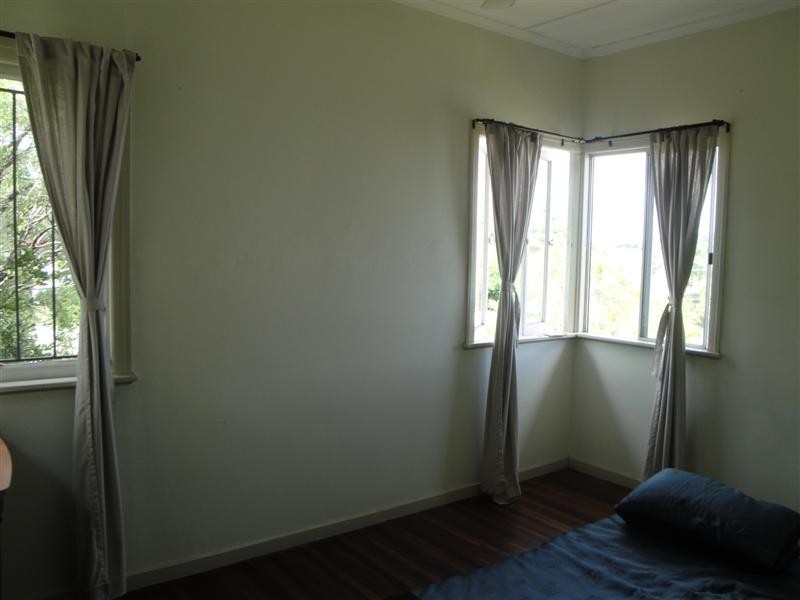 691 Old Cleveland Rd, Camp Hill QLD 4152