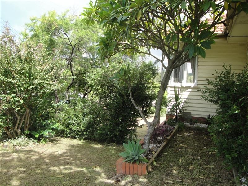 691 Old Cleveland Rd, Camp Hill QLD 4152