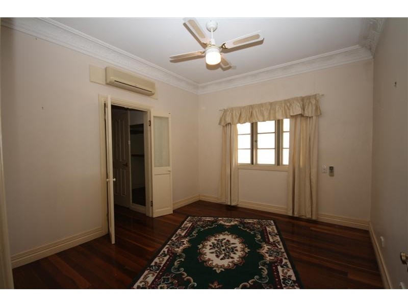 99 Gallipoli, Carina QLD 4152