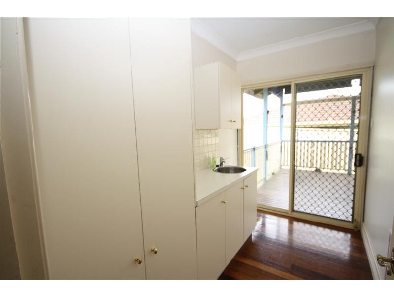 99 Gallipoli, Carina QLD 4152