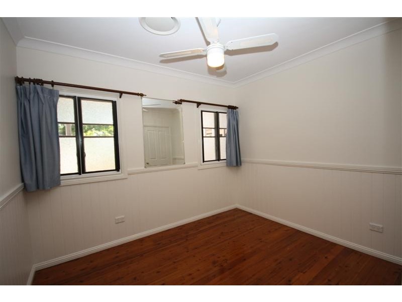 52 Duncan Street, Wynnum West QLD 4178