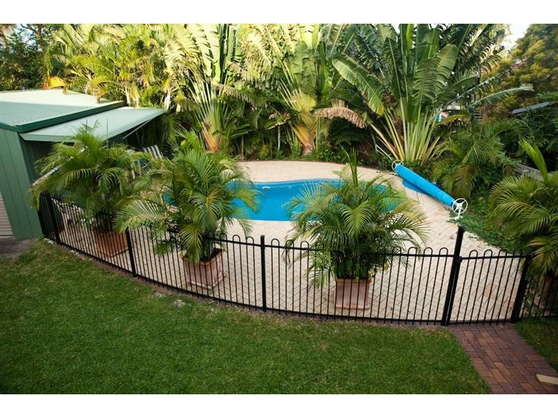 52 Duncan Street, Wynnum West QLD 4178