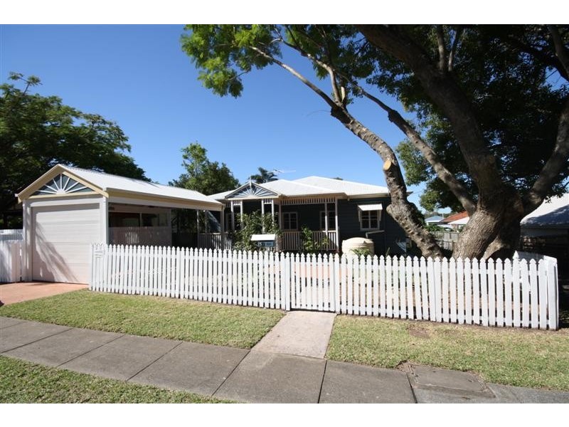 52 Duncan Street, Wynnum West QLD 4178