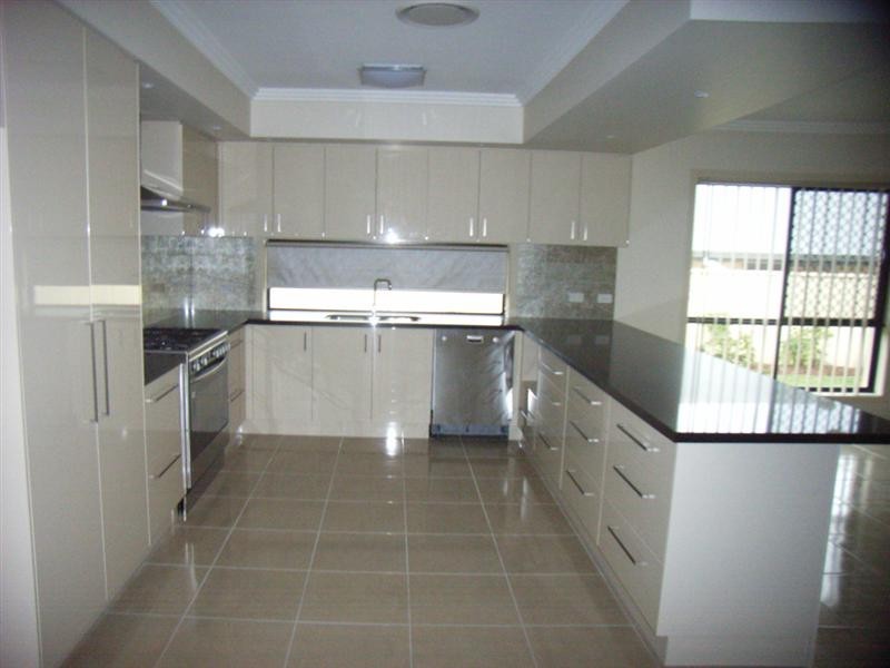2-36 Duncan Street, Wynnum West QLD 4178