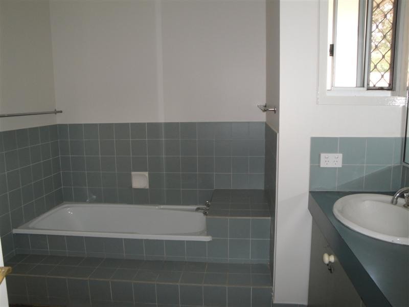 11 GonChee Court, Carindale QLD 4152