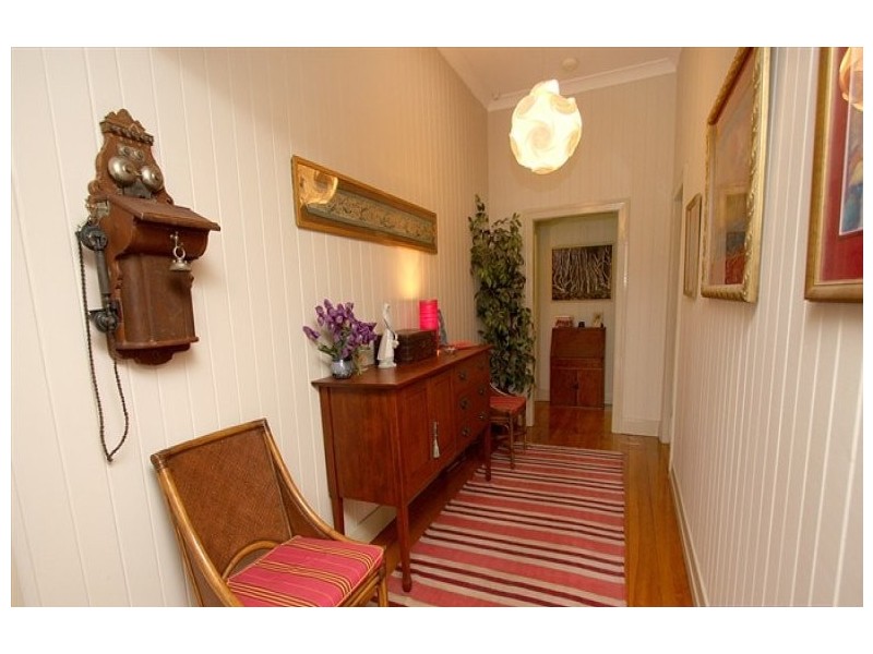 Greenslopes QLD 4120