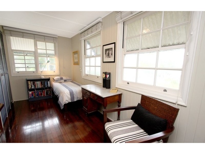 Greenslopes QLD 4120