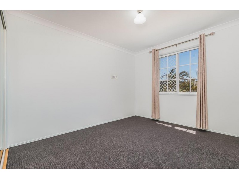 21 Amersham Crescent, Carindale QLD 4152