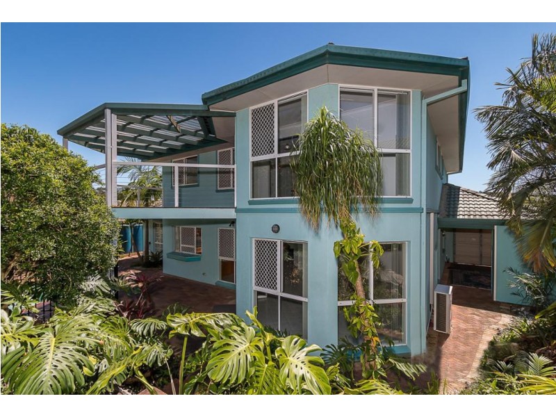21 Amersham Crescent, Carindale QLD 4152