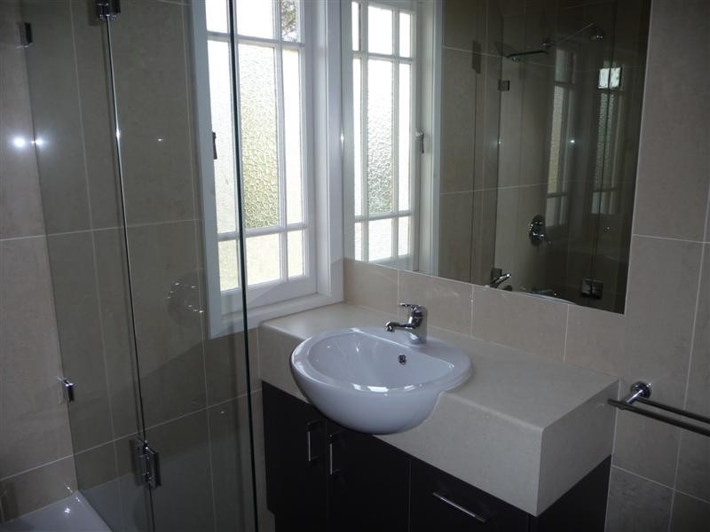 19 Trundle Street, Coorparoo QLD 4151