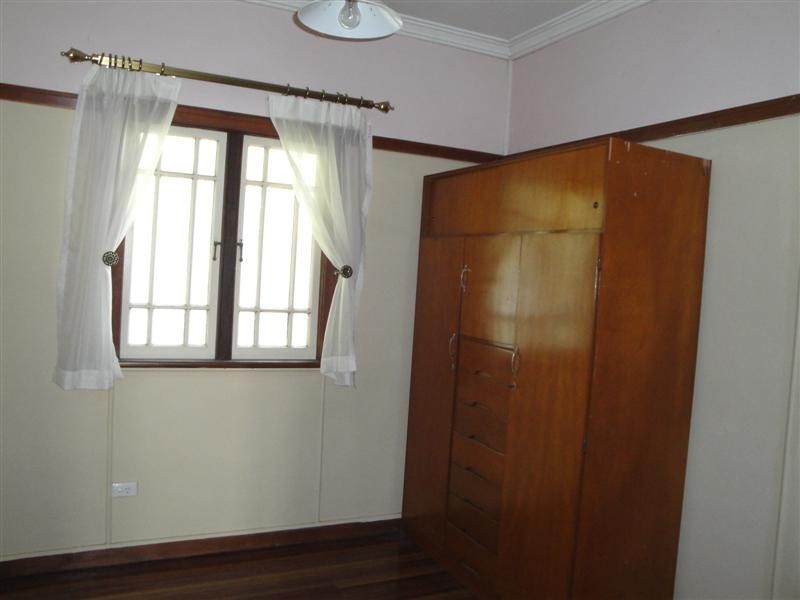 19 Trundle Street, Coorparoo QLD 4151