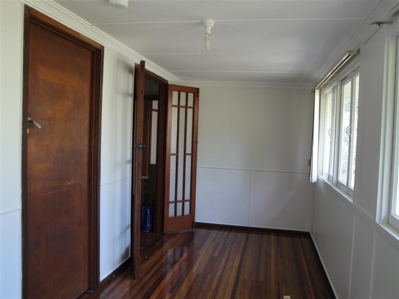 19 Trundle Street, Coorparoo QLD 4151