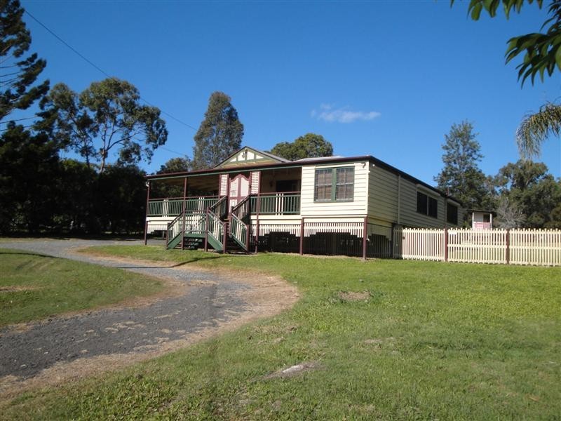 31 London Road, Belmont QLD 4153
