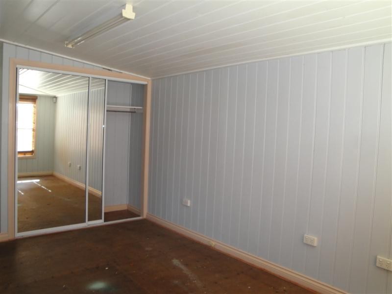 31 London Road, Belmont QLD 4153