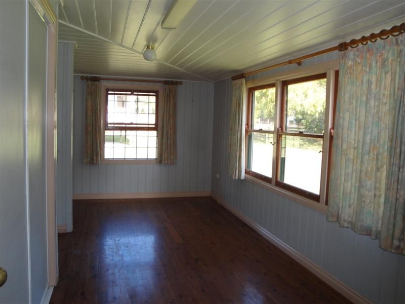 31 London Road, Belmont QLD 4153