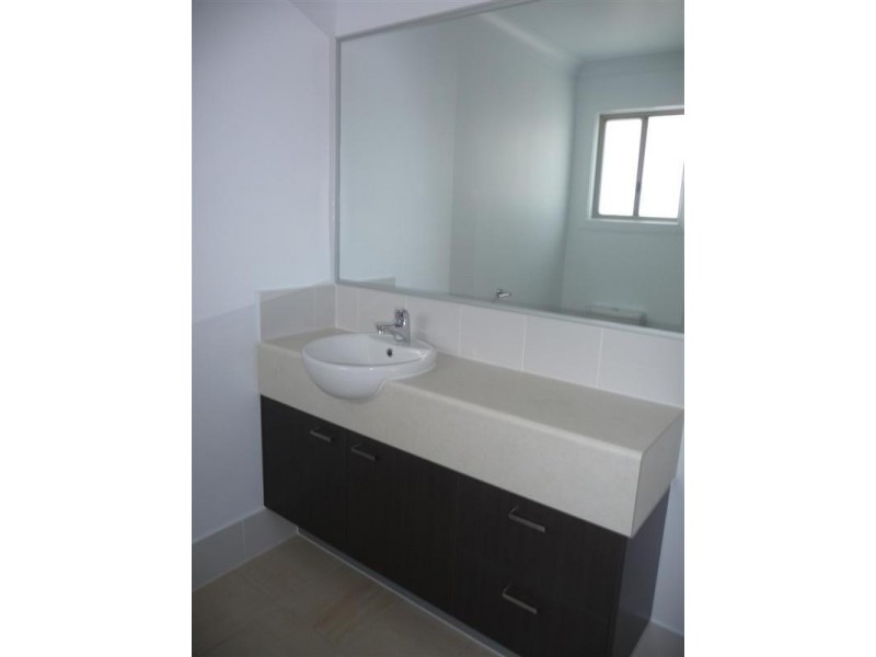 3/3 Wattle Street, Carina QLD 4152