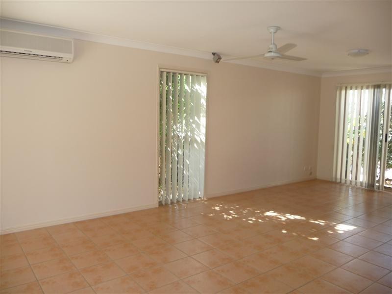 Holland Park QLD 4121