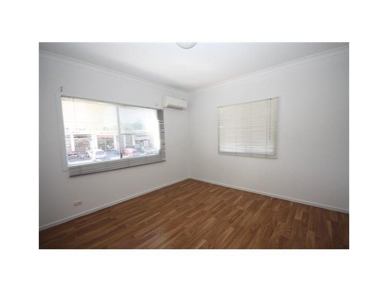 59 Deshon Street, Woolloongabba QLD 4102