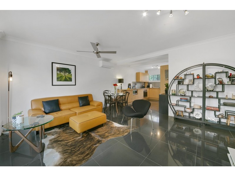 1/32 Dickson Street, Morningside QLD 4170