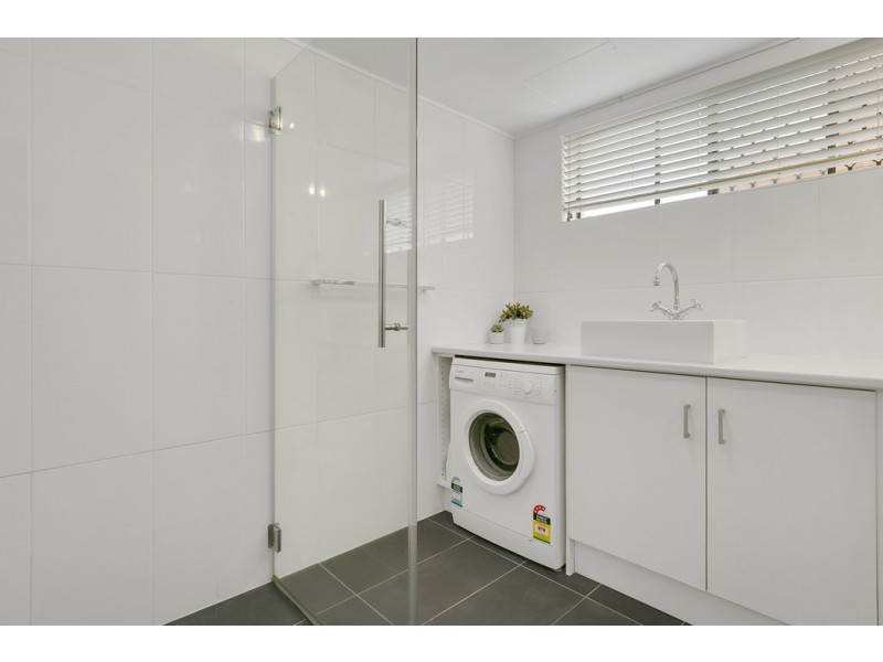 1/32 Dickson Street, Morningside QLD 4170