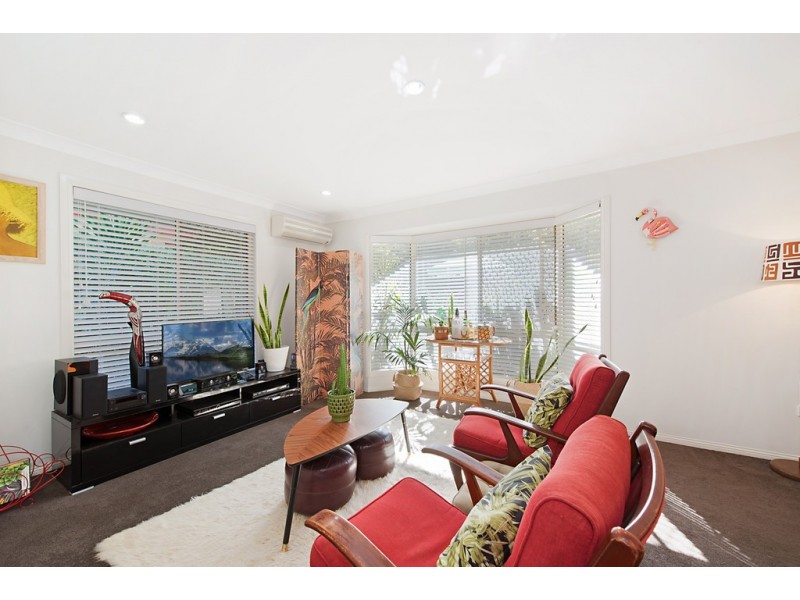 37 WYNCROFT STREET, Holland Park QLD 4121