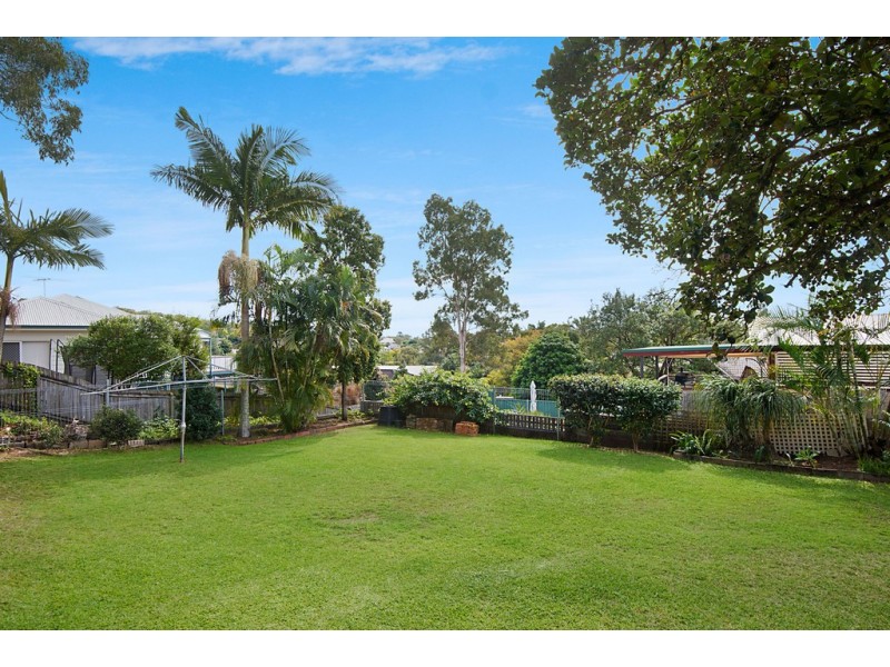 22 BURCHELL STREET, Carina QLD 4152