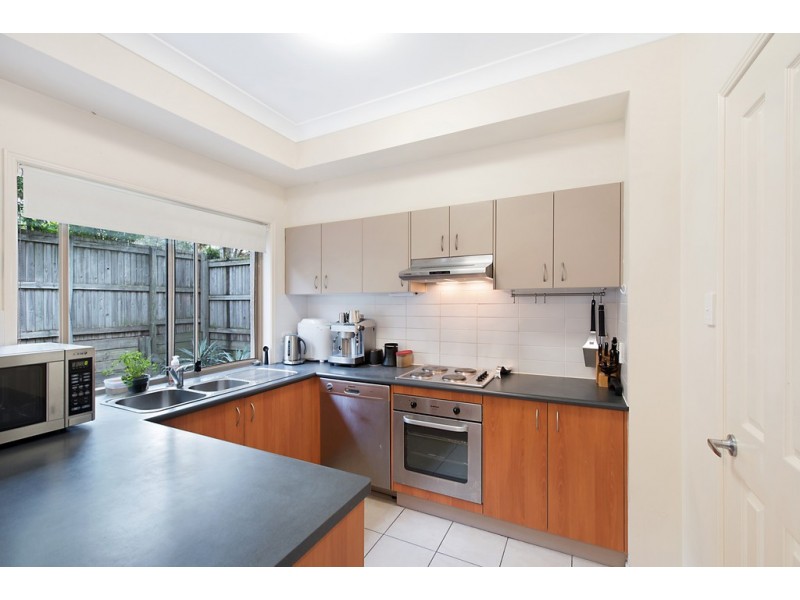 63/20 Johnston Street, Carina QLD 4152