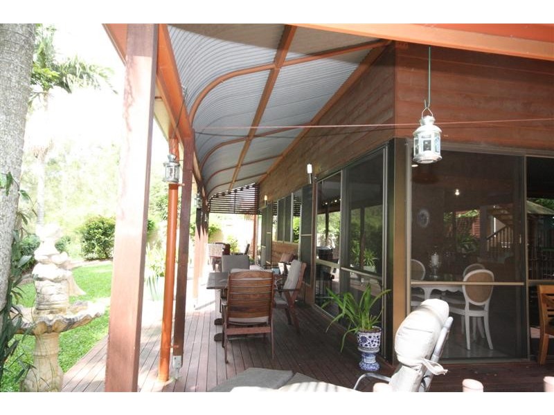 18  Taronne Street, Carindale QLD 4152