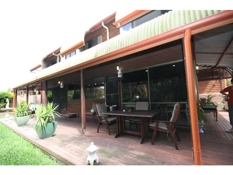 18  Taronne Street, Carindale QLD 4152