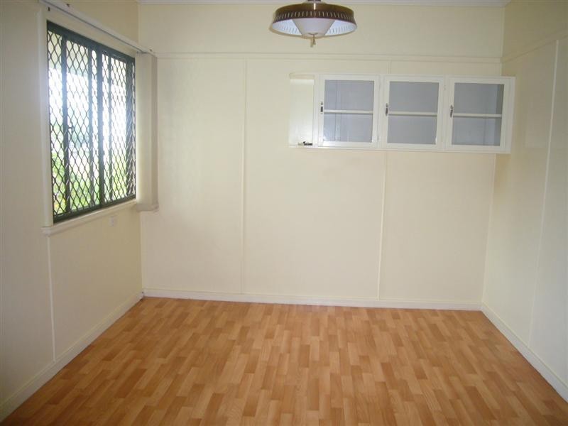 10 Risley Street, Carina QLD 4152