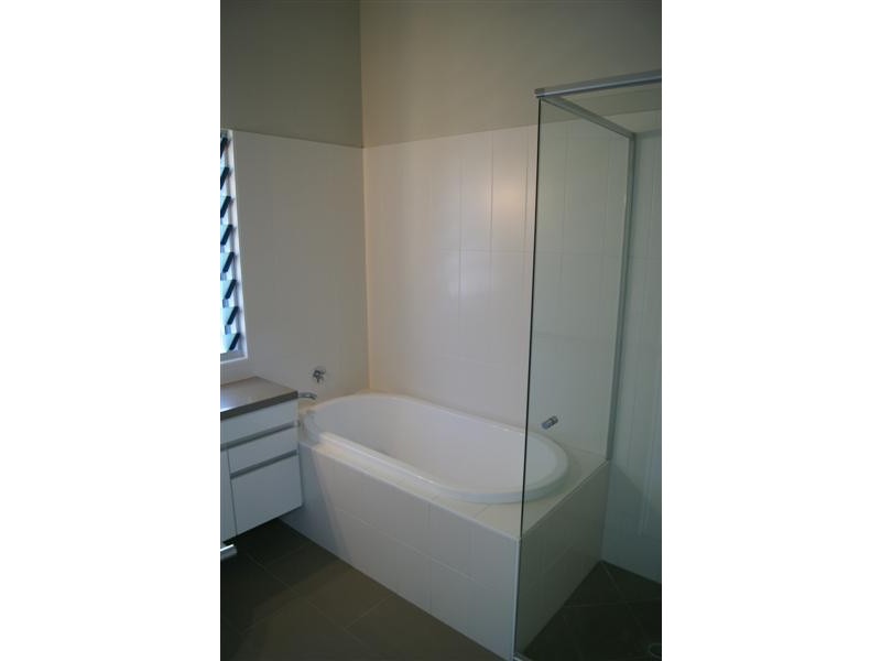 Carina Heights QLD 4152