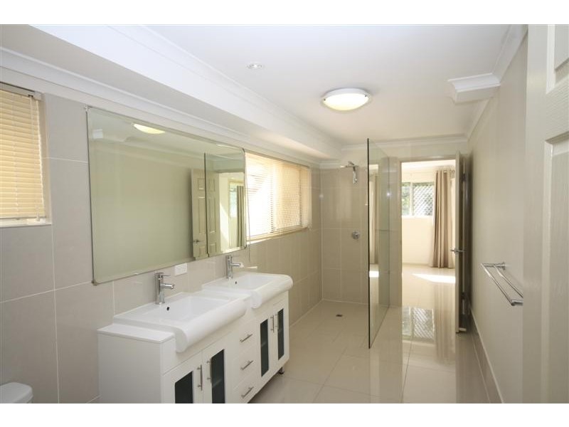 7  Bundoora Street, Carina Heights QLD 4152