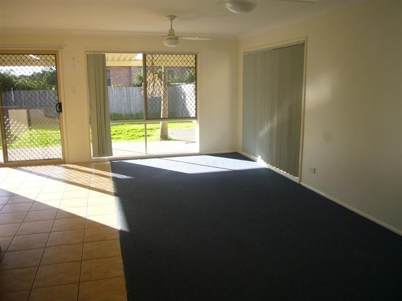 13 Araluen Place, Carindale QLD 4152