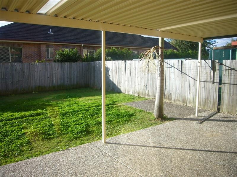 13 Araluen Place, Carindale QLD 4152