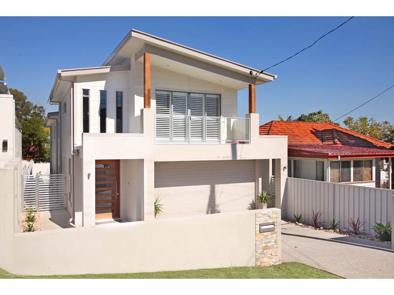 13 Brisbane Avenue, Camp Hill QLD 4152