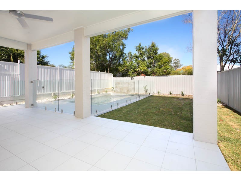 13 Brisbane Avenue, Camp Hill QLD 4152