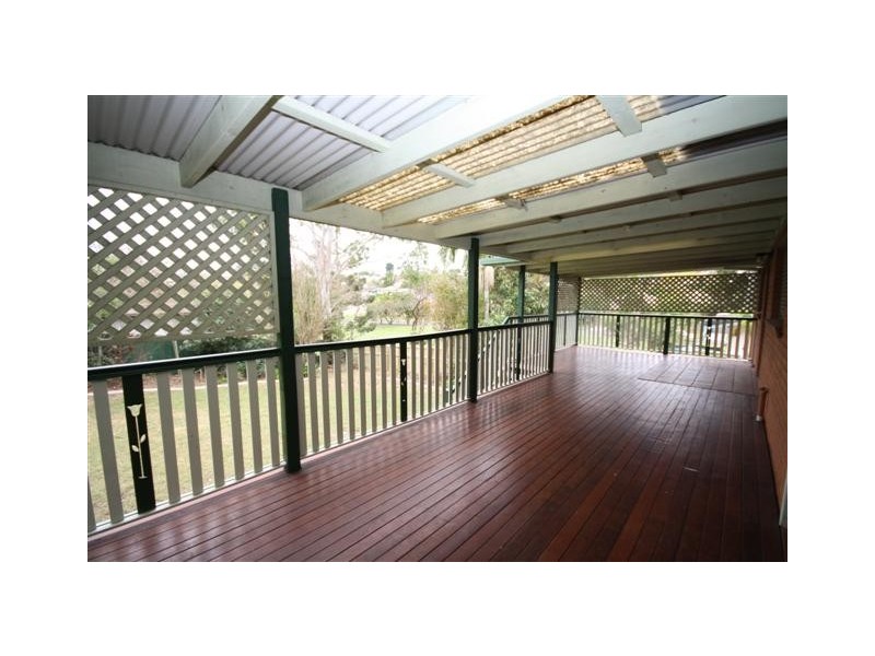 Holland Park West QLD 4121