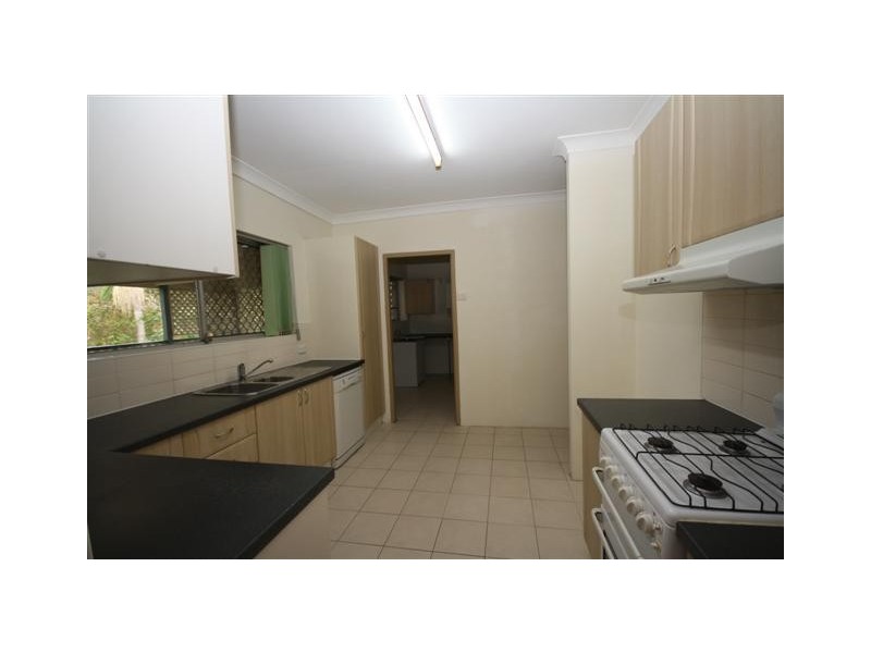 Holland Park West QLD 4121