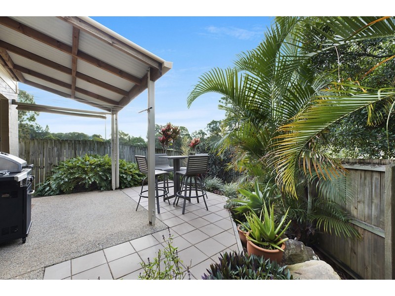 8/29 Oatland Crescent, Holland Park West QLD 4121