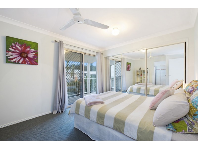 8/29 Oatland Crescent, Holland Park West QLD 4121