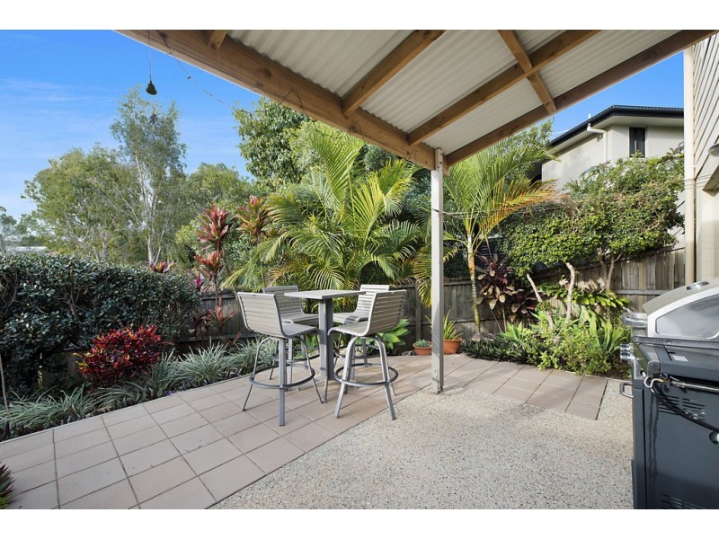 8/29 Oatland Crescent, Holland Park West QLD 4121