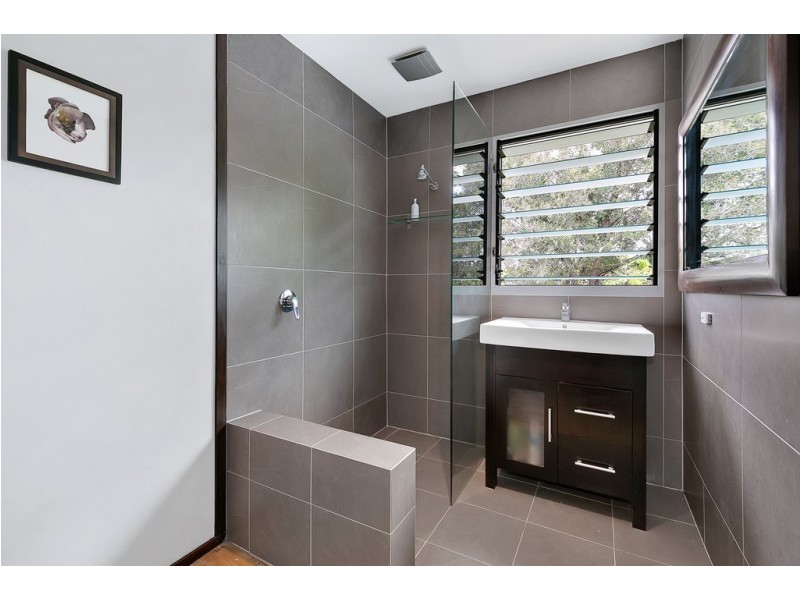 39 Rickwood Street, Carina QLD 4152