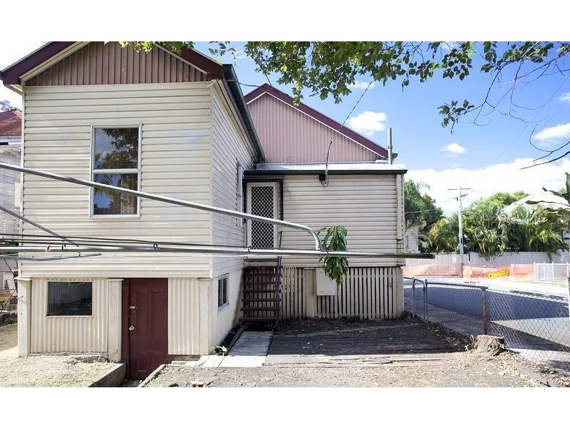 18 Neville, Kangaroo Point QLD 4169